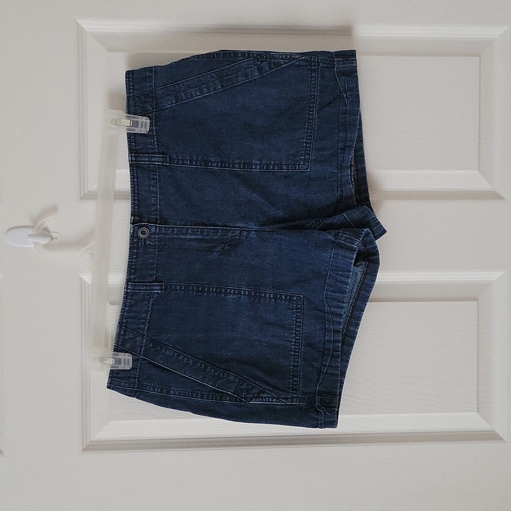 LOFT cotton blue denim jeans cargo shorts size 8